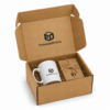 Caja automontable kraft para packaging ecommerce Caja automontable de cartón kraft con taza y paquete regalo en interior