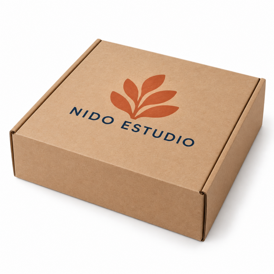 Caja automontable personalizada 29x28x9 cm Caja automontable 29x28x9 cm personalizada con impresión en dos tintas